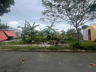 Rẻ nhất bến xe đức long  bờ đằm 6 giá chỉ 3.3 tỷ. hướng tây. diện tích 100m2. rẻ nhất hoà xuân