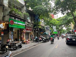 Gia đình cần bán nhanh mặt phố hàng bồ giá 30.5 tỷ, 67m2, kinh doanh tốt