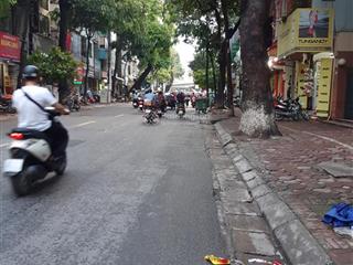 Bán gấp mảnh đất mặt phố lò đúc giá 30 tỷ, dt 165m2. đầu tư xd cực tốt