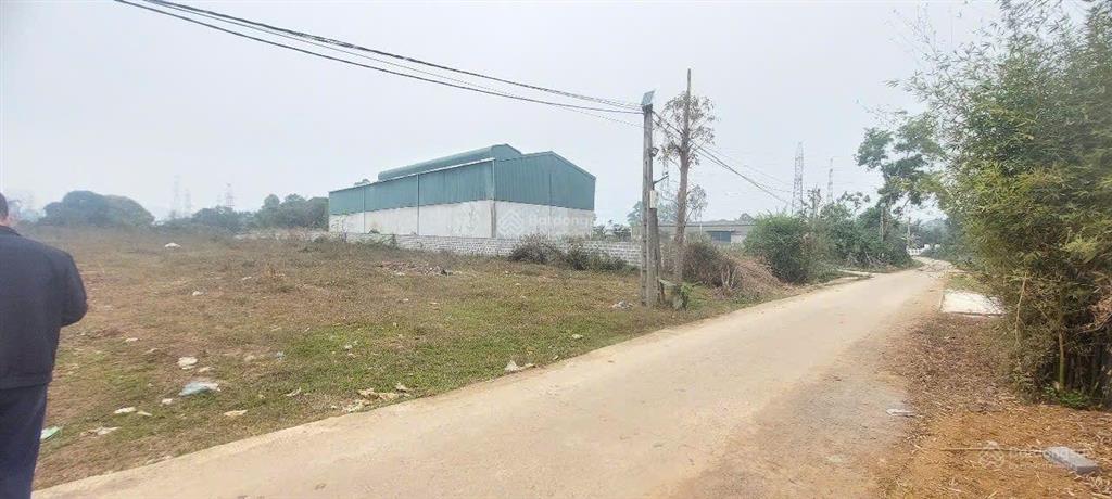 Bán đất xã hòa sơn lương sơn hòa bình đã có sổ. cách ql6 1km. sát đường quy hoạch vành đai 5