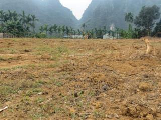 Chính chủ gửi bán đất liên sơn lương sơn hòa bình gần sân gonl skylech