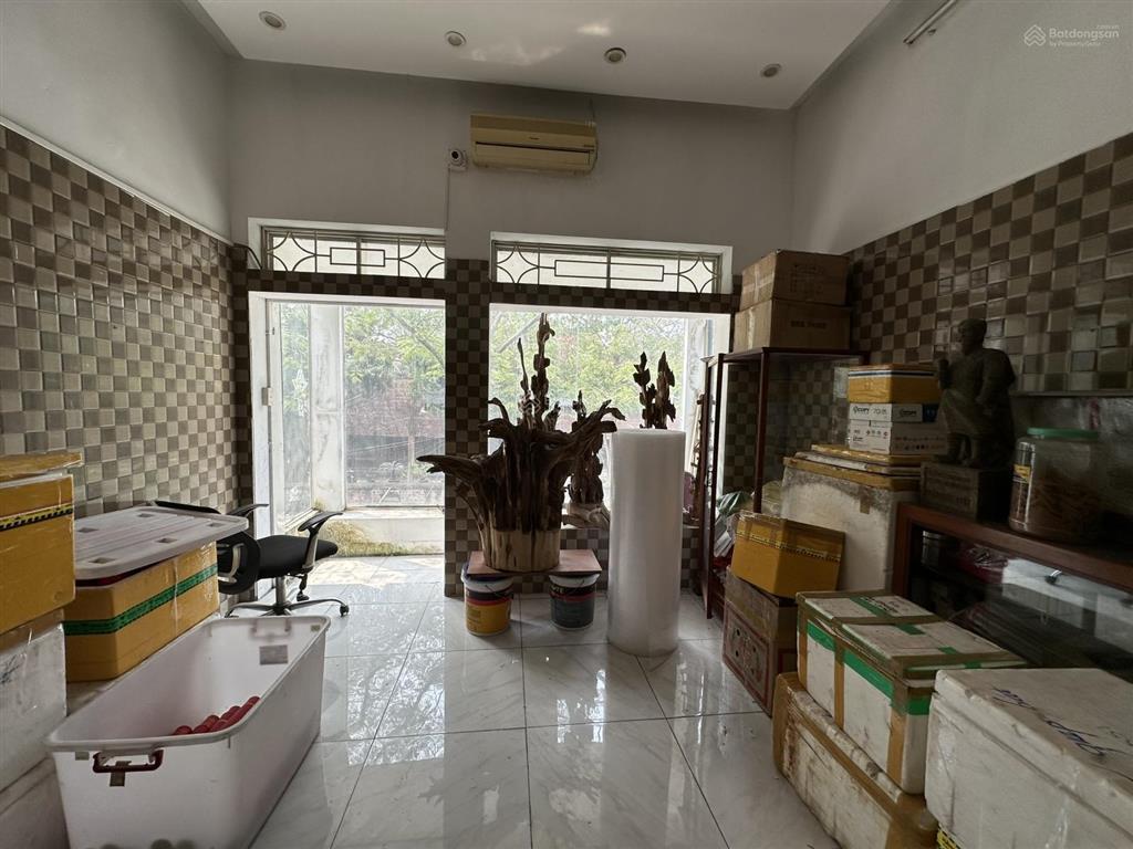 Siêu rẻ! bán nhà mặt phố nguyễn thái học  39m2 mặt tiền 4.2m  kinh doanh vỉa hè cho thuê giá tốt