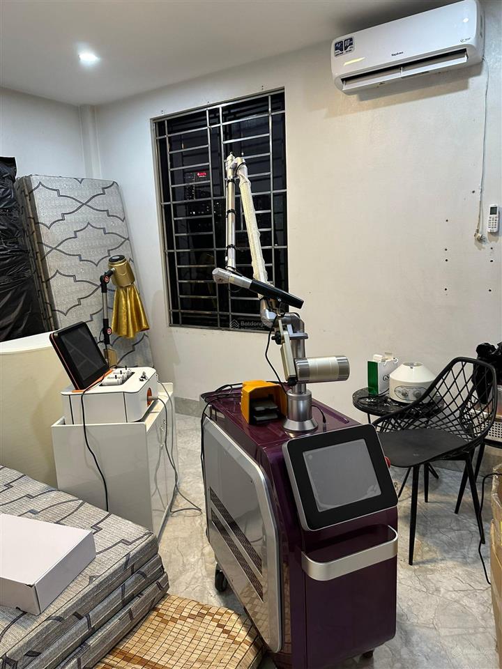 Hiếm có! 34 hoàng cầu  building 7 tầng thang máy  kinh doanh sầm uất  sát hồ hoàng cầu phố đi bộ
