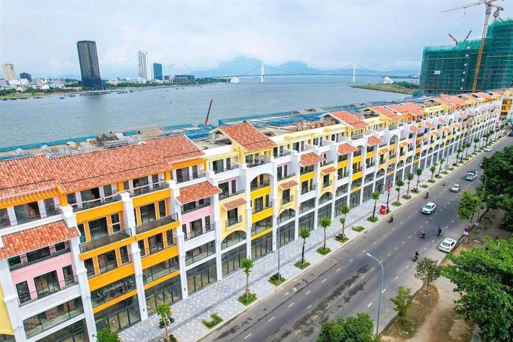 Căn góc townhouse 3 tầng view sông hàn  s224 phân khu sonata  sun symphony đà nẵng