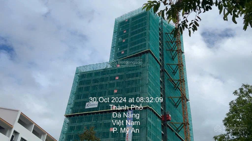 Duy nhất căn góc 2pn view sông hàn  giá chỉ 6 tỷ  69m2 sử dụng  tầng cao