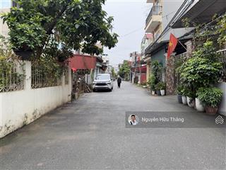 Siêu phẩm vĩnh ngọc  đông anh , trục kinh doanh , 2 oto tránh ,lô góc 50m , giá đầu tư