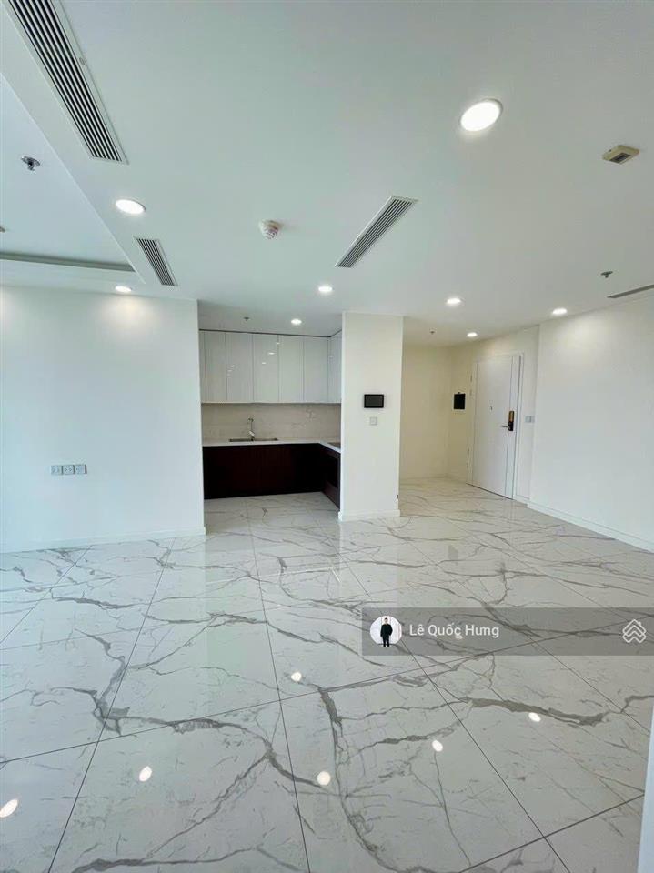 Bán căn hộ sunshine sky city (4pn+1, 3wc) dt 132m2 tầng cao giá bán 8ty500 (bao thuế phí)