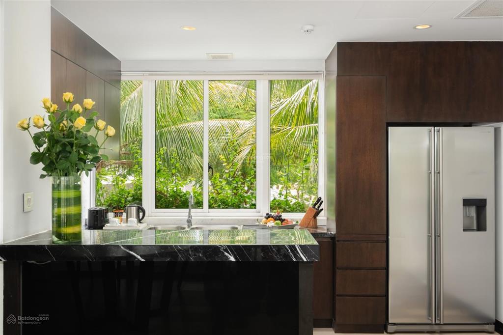 Xử lý công việc bán gấp căn biệt thự góc 4pn432m2 biển mỹ khê. sổ hồng lâu dài  công chứng ngay