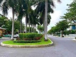 Bán nhanh căn biệt thự 2 mặt tiền khu euro village 1. dòng tiền 70 triệu/tháng