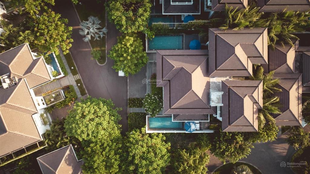 Giảm 4 tỷ với thị trường bán gấp villa 4pn  300m2. sổ đỏ lâu dài sẵn sàng công chứng. giá 40,x tỷ