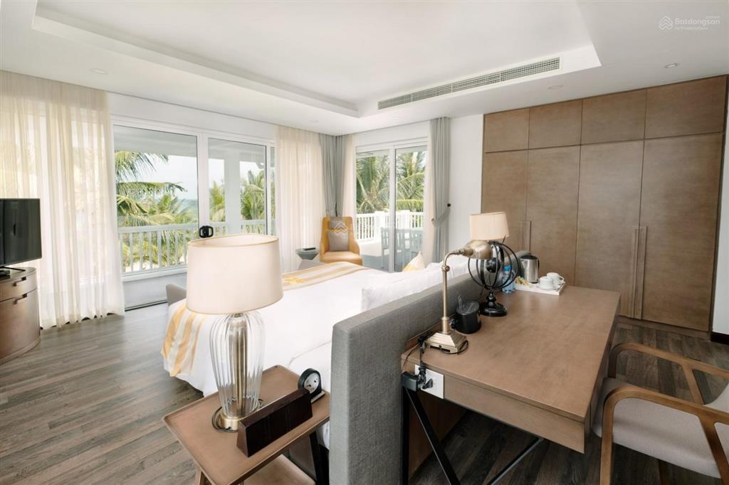 Giảm 4 tỷ với thị trường bán gấp villa 4pn  300m2. sổ đỏ lâu dài sẵn sàng công chứng. giá 40,x tỷ