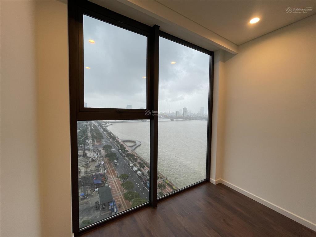 Chính chủ gửi bán căn 3pn152m2 view trực diện sông hàn  biển mỹ khê  bàn giao nhà vào ở ngay