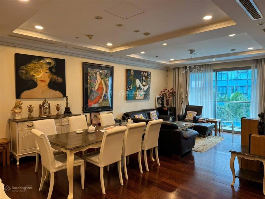 Căn hộ vincom center đồng khởi ~200m2 4pn 3wc đầy đủ nội thất, view đẹp thoáng, vị trí đắc địa