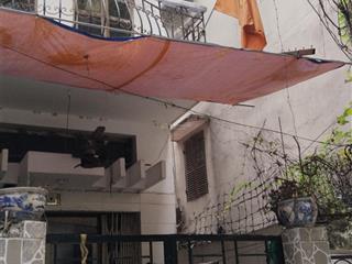 Chính chủ bán nhà 3 tầng đường trường chinh quận đống đa. 121m  29 tỷ.