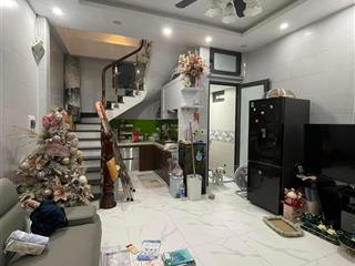 Bán nhà riêng ngõ trại cá ,trương định, hai bà trưng. 55m x 5t, mt 8.3m