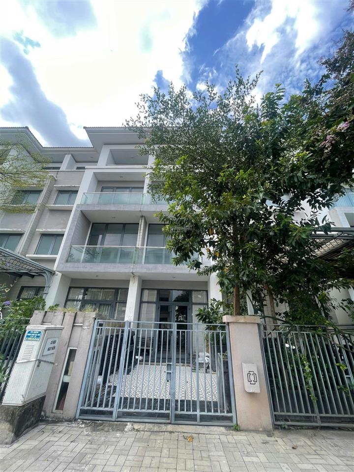 Cần bán căn nhà thuộc dự án lavila 2 cát lái đối diện chung cư citi alto