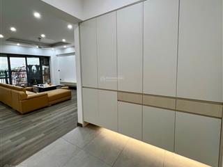 Bán căn vip 166m2 3 ngủ 3 vệ sinh 2 ban công sân vườn tại tòa chung cư ct5c khu đô thị mới văn khê