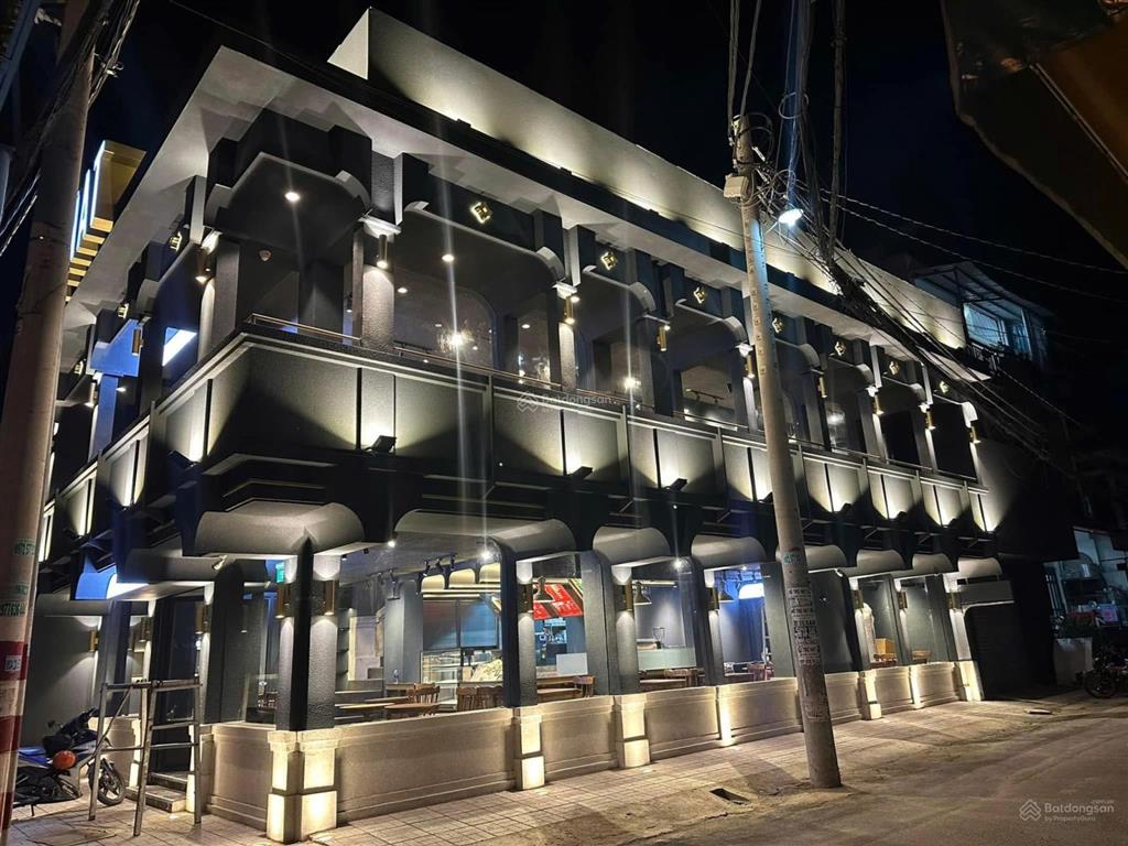 Cc cần bán nhà góc 2 mt đặng văn bi quận thủ đức  dt (8.5 x 22)  3t  hđ thuê 150 triệu/th