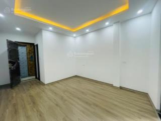 Bán nhà phố khâm thiên, tôn đức thắng 8,5 tỷ thang máy, mặt tiền rộng.