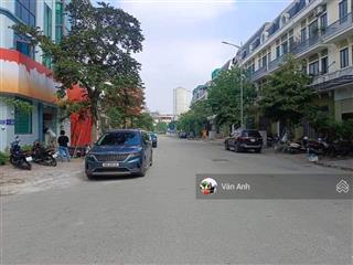 Mình cần bán nhà lk kđt văn phú hà đông rẻ nhất văn phú