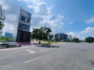 Bán nhà 3 lầu đường 12m lề 8m khu văn hoá tây đô dt 5x20 giá 6.8 tỷ