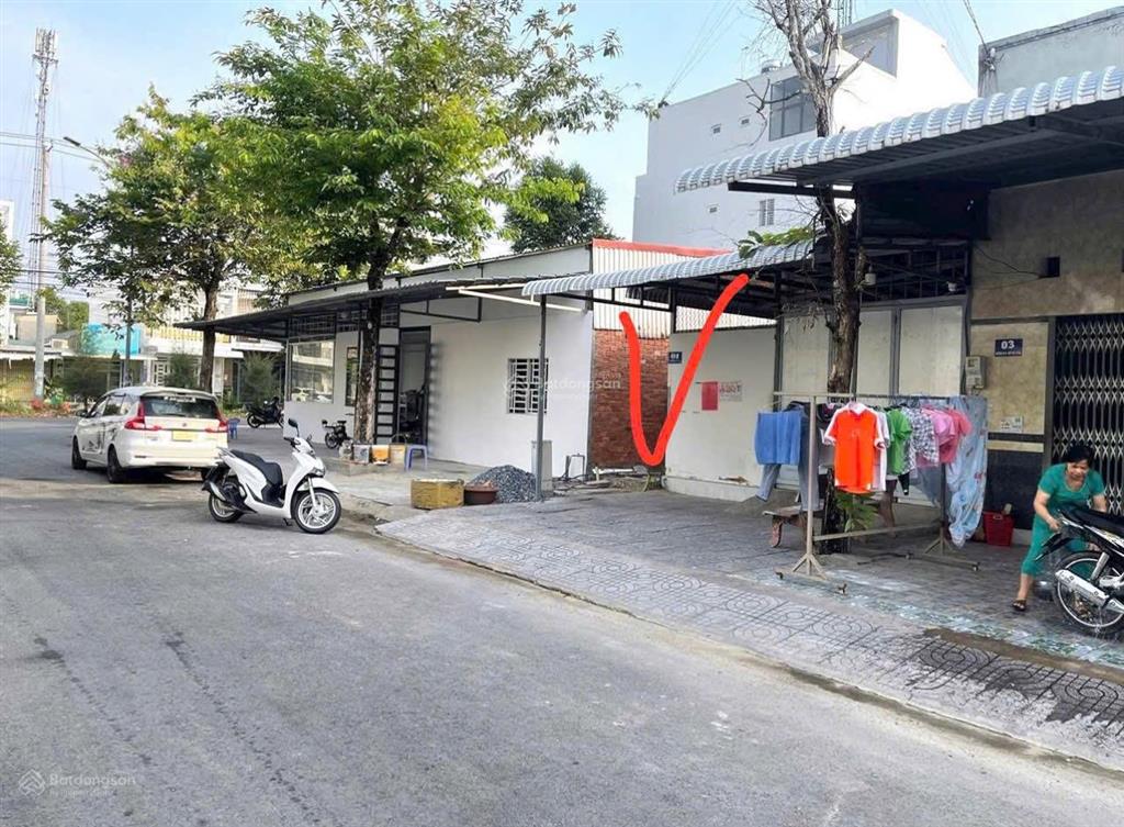 Cần bán gấp nhà kho đầu đường d14 hẻm hông 2m thoát hiểm 2m giá 3.35 tỷ
