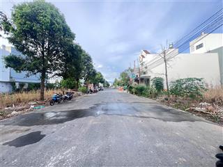 Bán cặp nền đường d7 hồng loan 6a cái răng cần thơ gần trục chính d1 dt 10x16 giá 6.43 tỷ