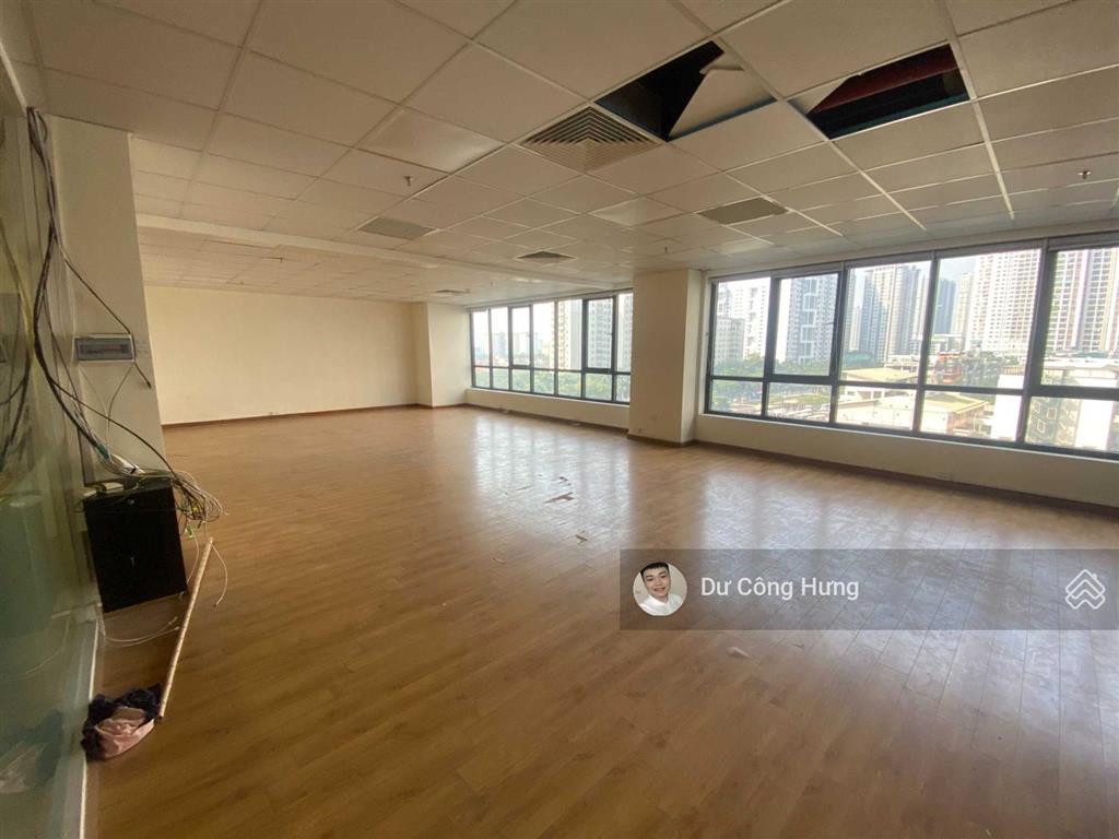 Bql tòa sun square lê đức thọ cho thuê văn phòng full kính 500m2 có cắt từ 100m giá 189k/m2/ tháng