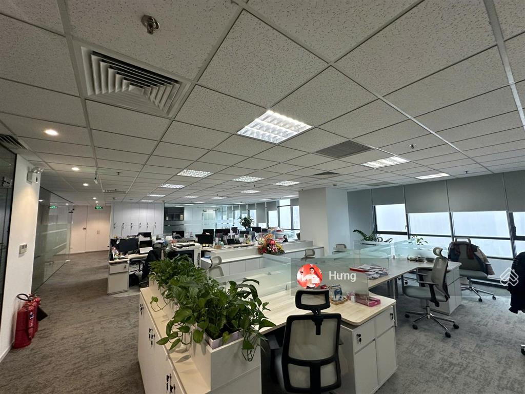 Bql cho thuê văn phòng sẵn nội thất linh hoạt diện tích 200m2 tại stellar garden 35 lê văn thiêm