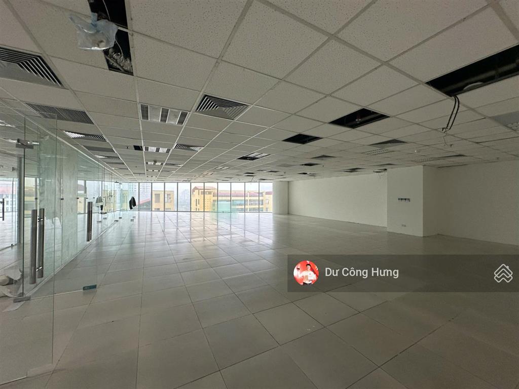 Chính chủ cho thuê sàn văn phòng 500m2 có cắt từ 100m2 tại yên hòa park view giá thuê 200k/m2/th