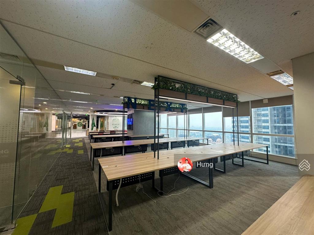 Bql cho thuê văn phòng tại n04 hoàng đạo thúy 300m2 có cắt nhỏ sẵn nội thất phòng ban giá 200k/m2