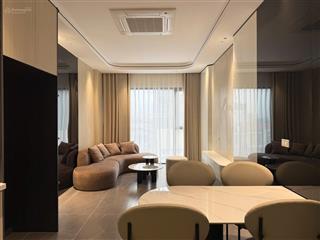 Bán biệt thự kđt sài đồng ngay sát hồ 160m2 xây 4 tầng mặt tiền hơn 10m giá chỉ hơn 43 tỷ