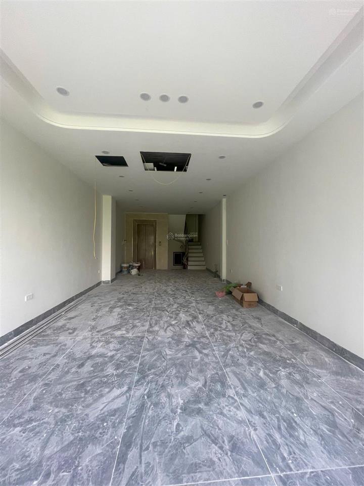 Bán nhà mới 7tầng thang máy  gara oto trung tâm phố sài đồng ngõ đẹp đầy đủ tiện ích giá 16.2 tỷ