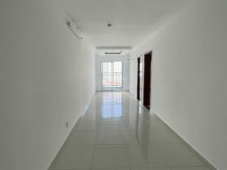 Cho thuê căn hộ 8x plus, loại căn 2pn 2wc, nhà trống, view thoáng mát, tầng 14. giá 7tr/tháng