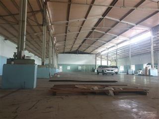 Bán xưởng gần 5000 m2, đất skc, mặt tiền đường lớn. giá bán 62 tỷ thương lượng