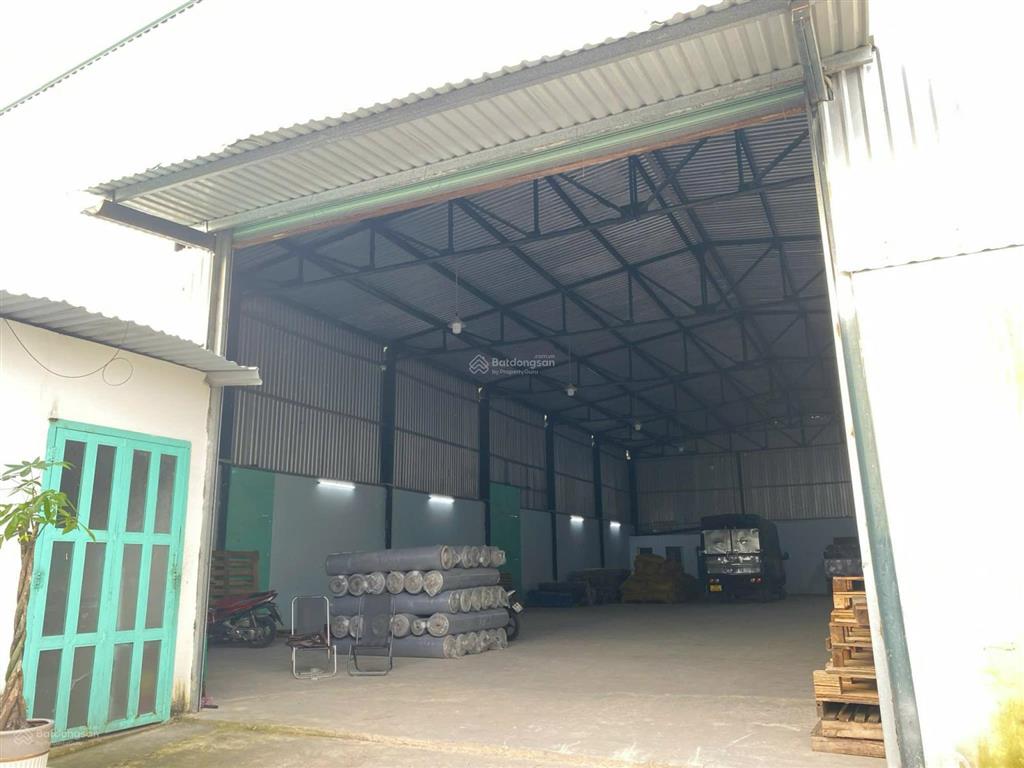 Bán xưởng nhỏ 1200m2 tại đức hòa, long an. pháp lý đầy đủ, giá bán 20 tỷ