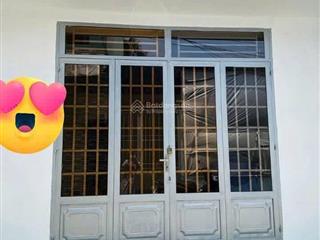 Bán nhà hẻm phan văn hớn, gần ngã 3 trường chinh, dt 4 x 11 cấp 4, đang cho thuê 6 tr