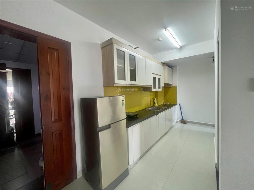 Cho thuê căn hộ 2pn 2wc đủ nội thất, mặt tiền đường trường chinh, gần cầu tham lương. giá 8 tr