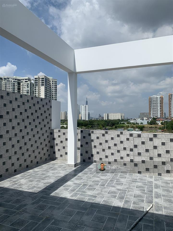 Cho thuê nhà đảo kim cương dt 5x20m hầm trệt 3 lầu. 2 sàn trống vp và 3 phòng chức năng. giá 45tr