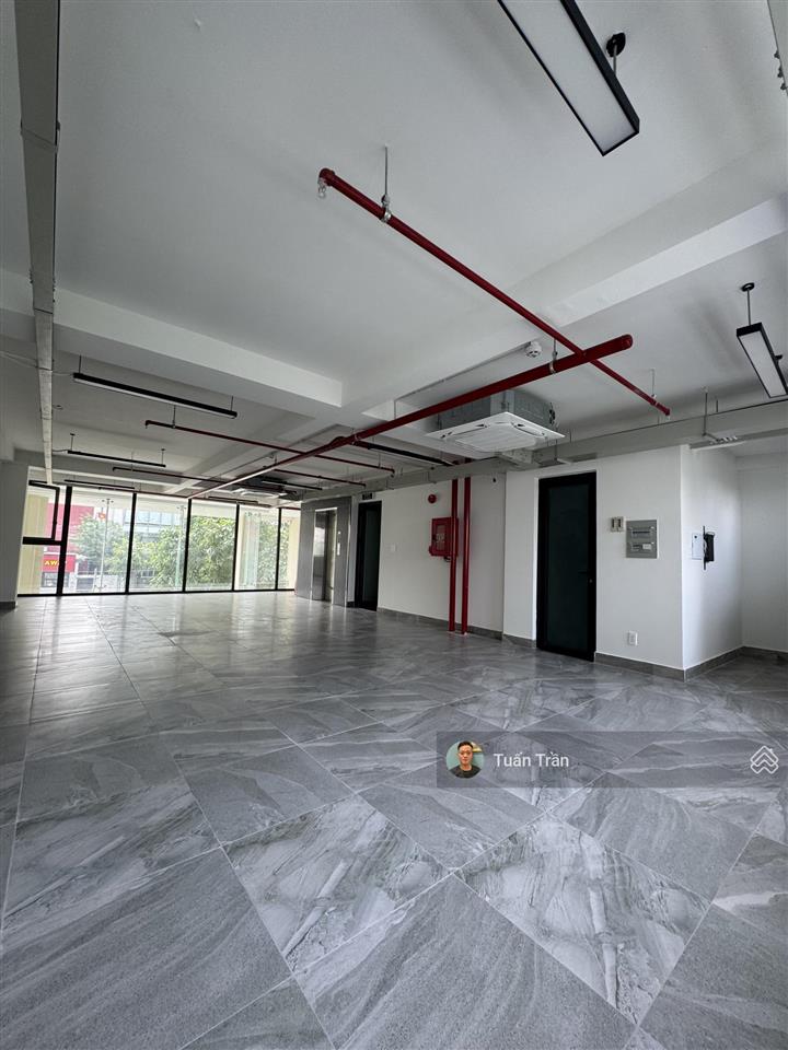 Toà nhà mt trương văn bang (40m) cho thuê. 800m2 dtsd. 8x20m. hầm 7 lầu. giá 250tr/tháng. full sàn