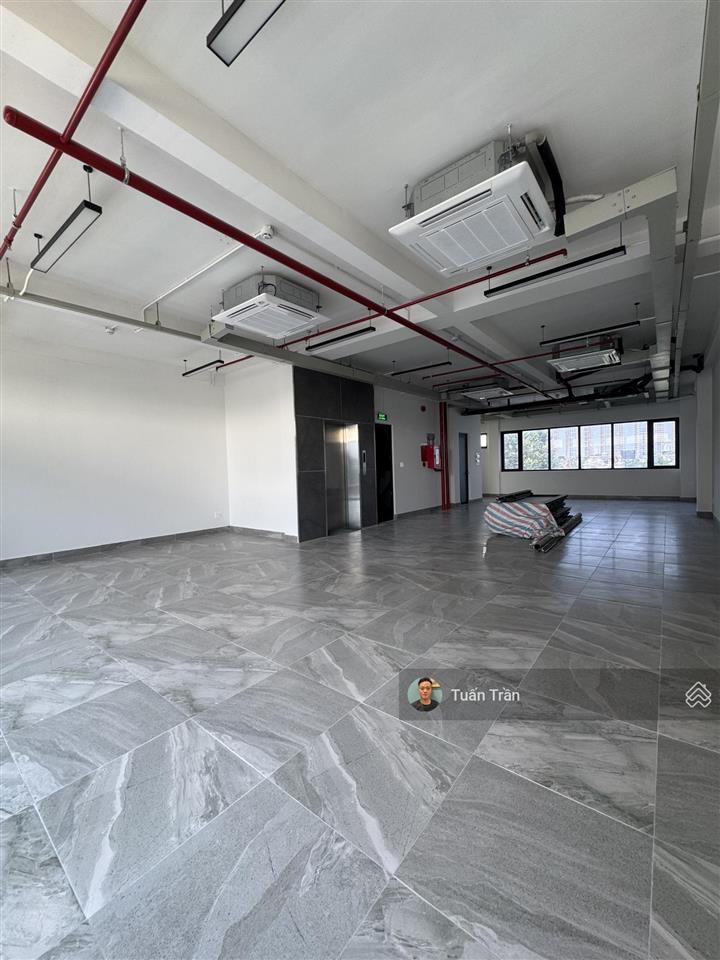 Toà nhà mt trương văn bang (40m) cho thuê. 800m2 dtsd. 8x20m. hầm 7 lầu. giá 250tr/tháng. full sàn