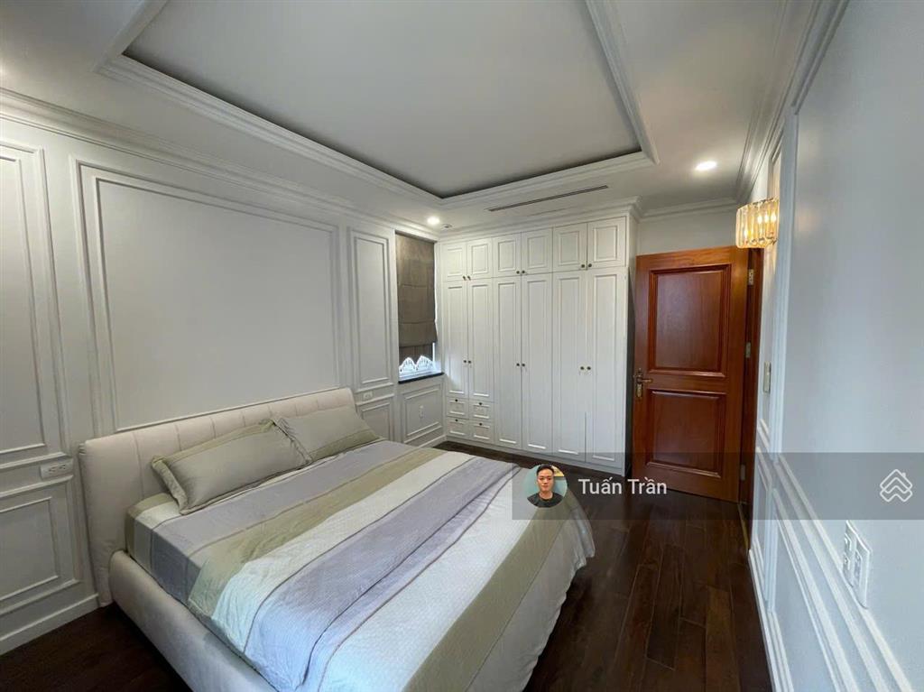 Cho thuê biệt thự full nội thất cao cấp khu compound đảo kim cương. 5pn. thang máy. giá 120tr/thang