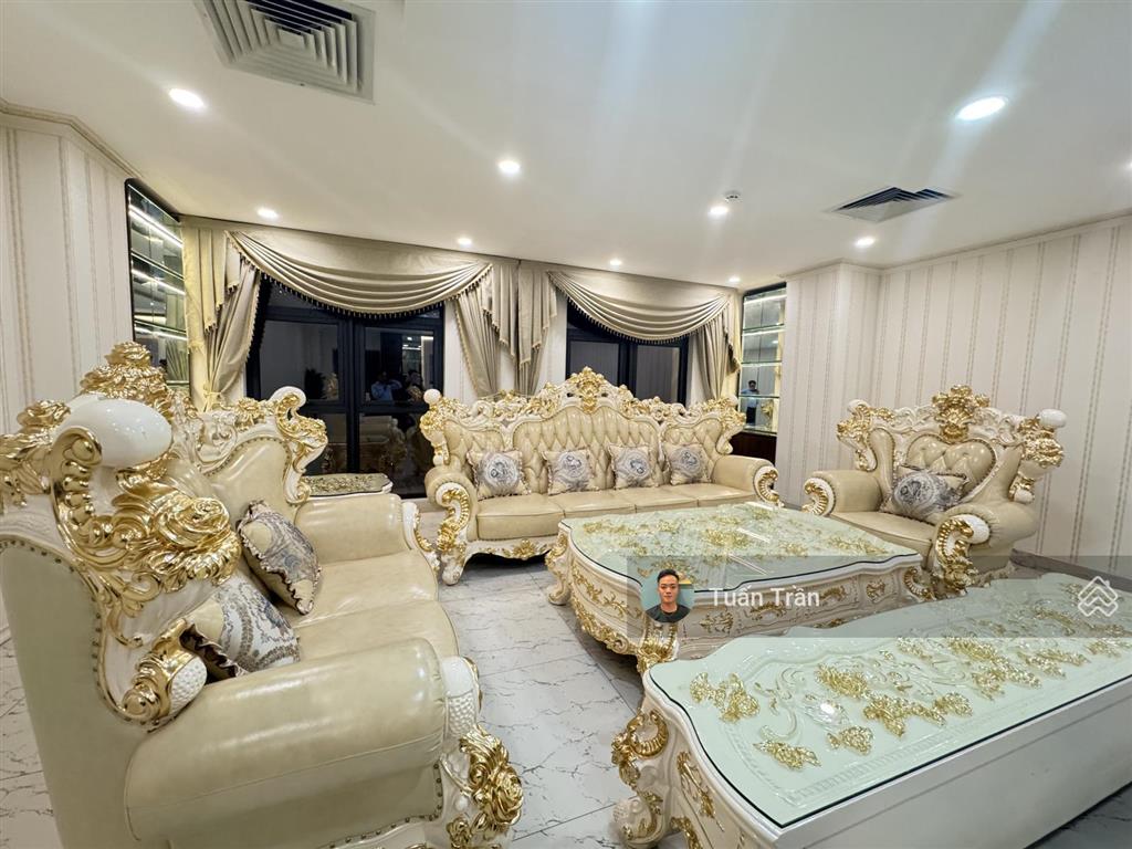 Cho thuê toà vp 2000m2 dtsd, hầm 7 lầu trống suốt. 450m2/sàn. full nt văn phòng. giá 550tr/tháng