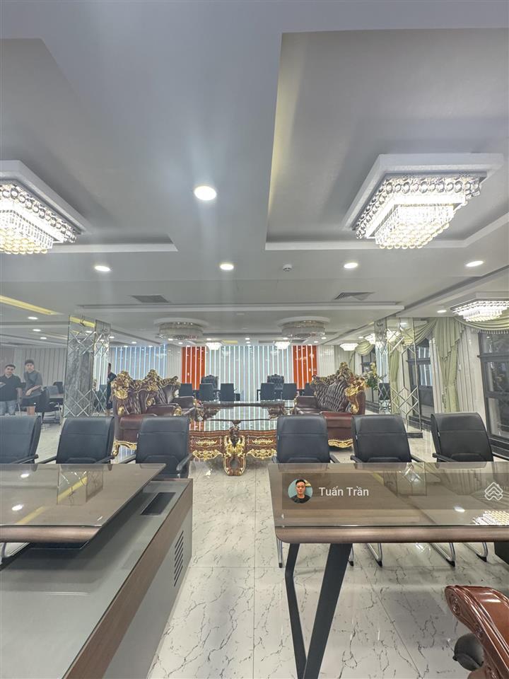 Cho thuê toà vp 2000m2 dtsd, hầm 7 lầu trống suốt. 450m2/sàn. full nt văn phòng. giá 550tr/tháng