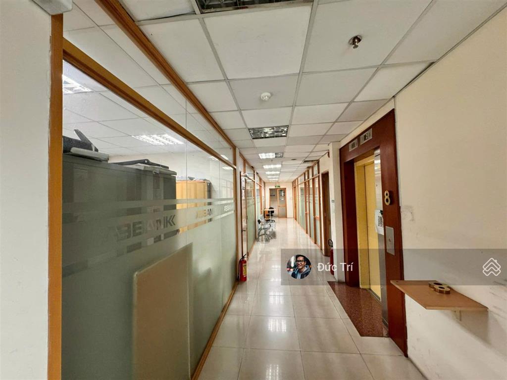 Bán tòa nhà quận 1 mặt tiền hai bà trưng, dt 17x 34m, h 10 tầng hđt 500tr/th giá giảm về 750 tỷ