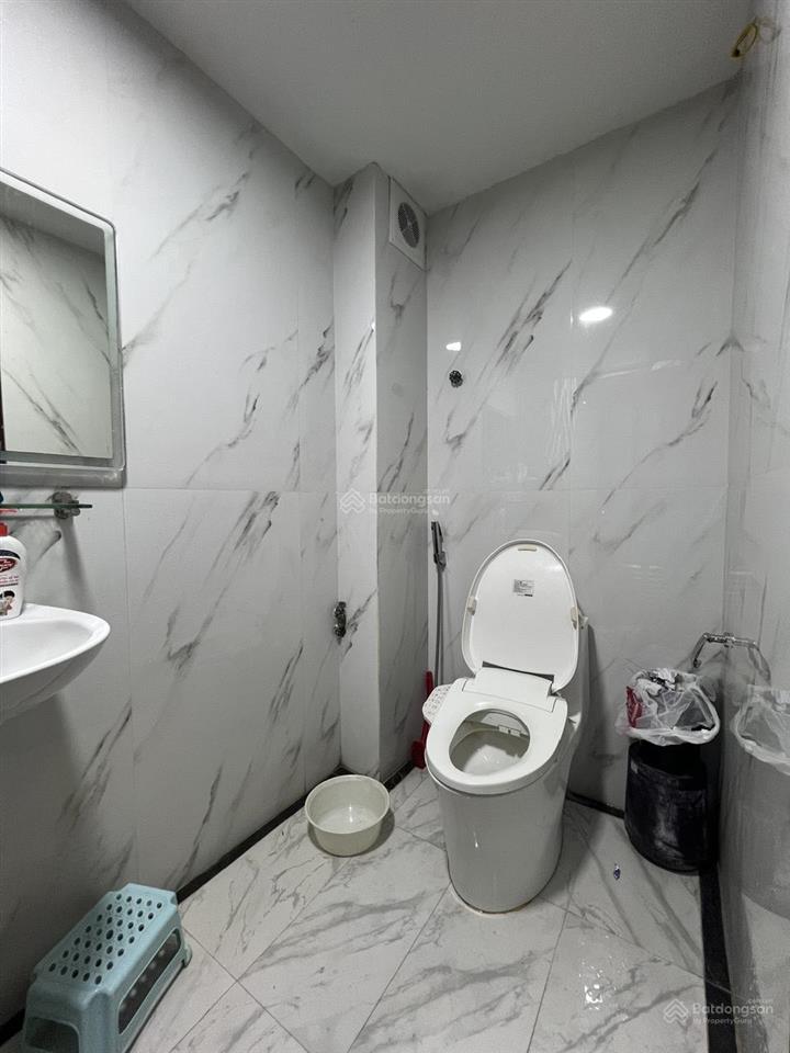 Không có căn th2  bán nhà khuất duy tiến phân lô vip thanh xuân