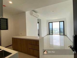Bán nhanh căn 2pn view sông hướng đông nam thoáng mát  80m2 nt cơ bản  one verandah