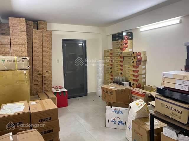 Góc 2 mt nguyễn văn nghi p1, 5x14m, 1 trệt lửng 2 lầu giá chỉ 13 tỷ
