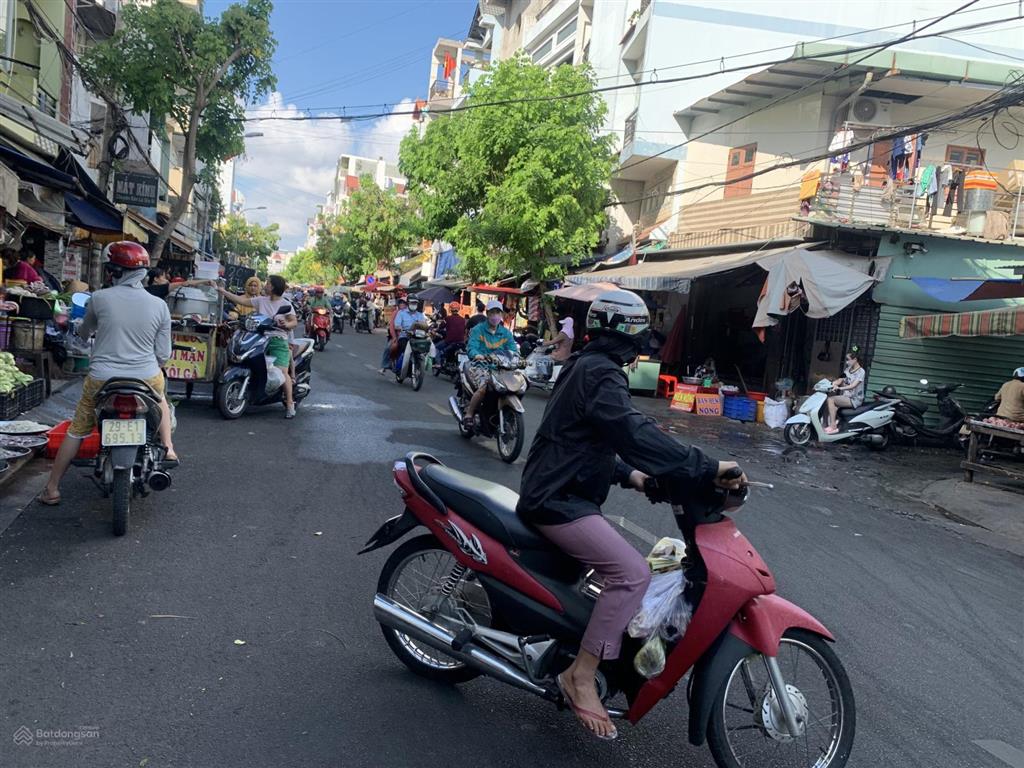 Mt ngay chợ phạm văn bạch 4x20m 1t1l 2mt hẻm trước sau. chỉ 12.85 tỷ