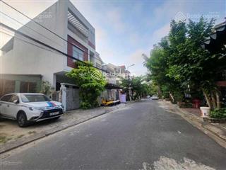 Bán cặp đất biển đường trần thanh mại dt 150m2 ngang 10m (cách biển 300m)